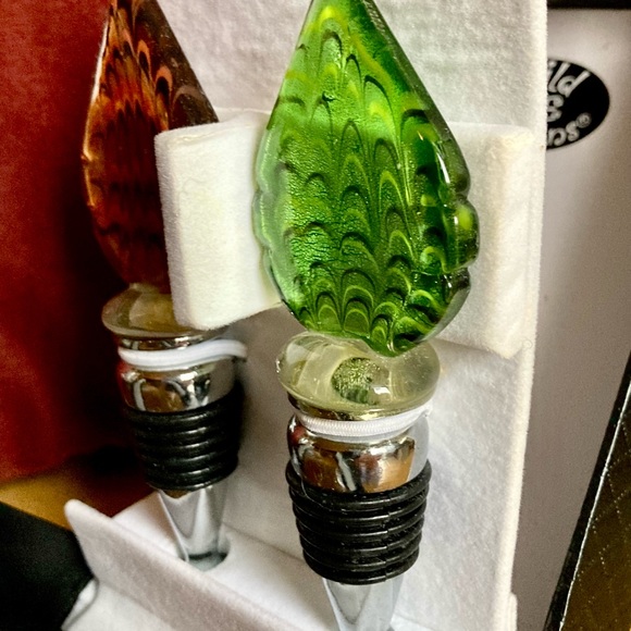 Glass Wine Stopper Gift Set - Picture 4 of 5